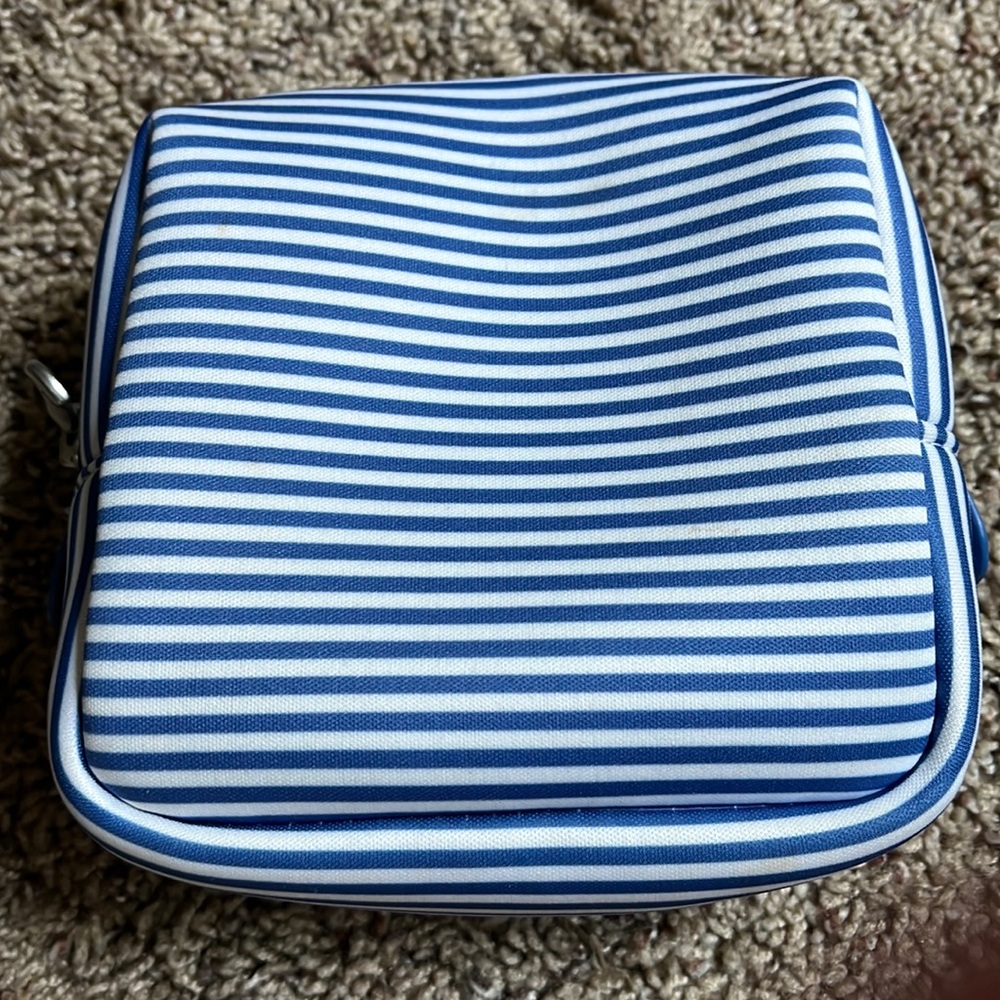 Vineyard vines small makeup bag